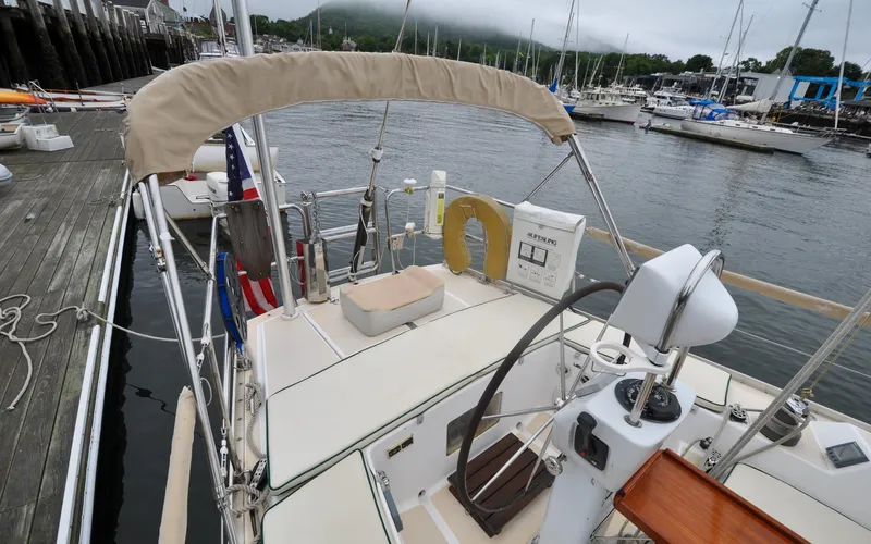 Canty Yacht Photos Pics J/42 - Canty - Aft Deck/Bimini