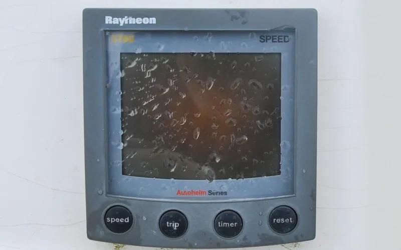 Canty Yacht Photos Pics J/42 - Canty - Cockpit - Speed Display