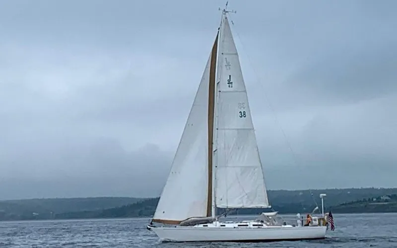 Canty Yacht Photos Pics J/42 - Canty - Under Sale
