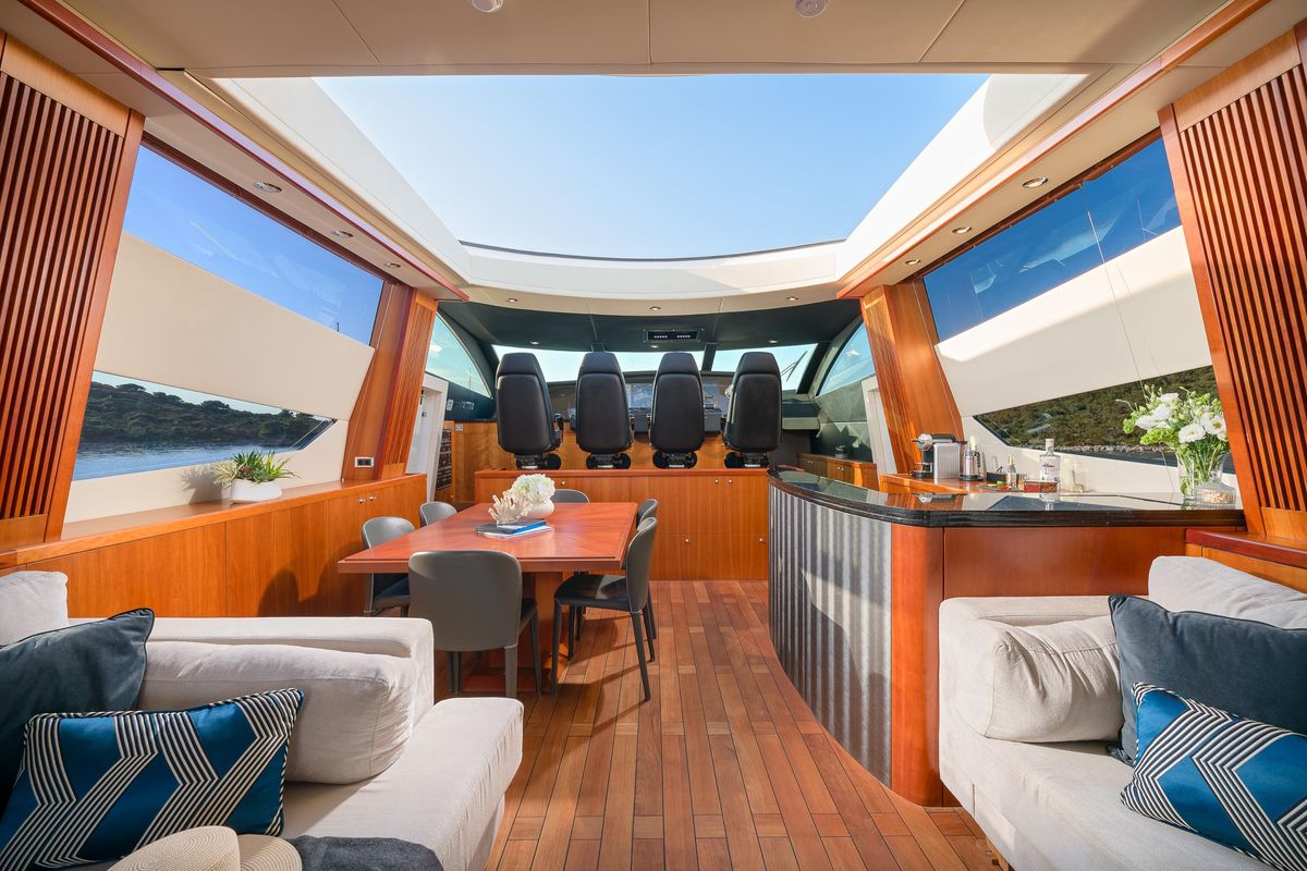 2008 Sunseeker 108 