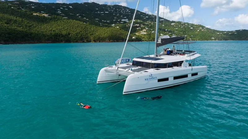  Yacht Photos Pics Dufour Catamarans 48