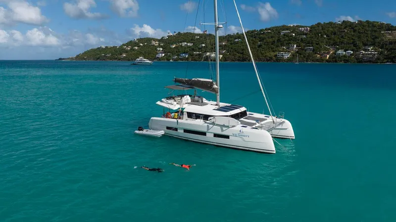  Yacht Photos Pics Dufour Catamarans 48