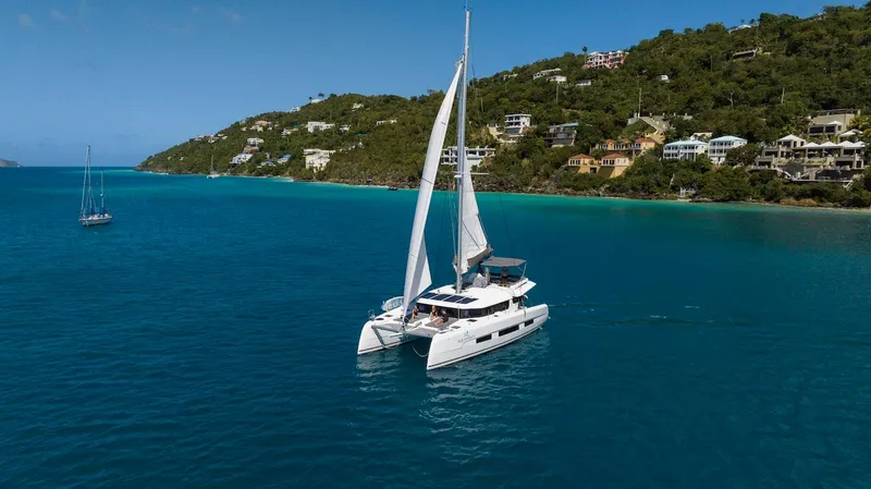  Yacht Photos Pics Dufour Catamarans 48