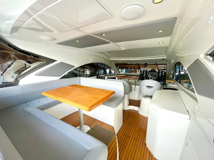 Jade Winds Yacht Photos Pics 