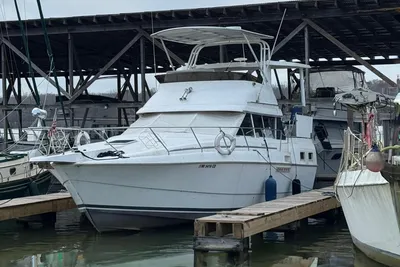 Silverton 34 Motor Yacht