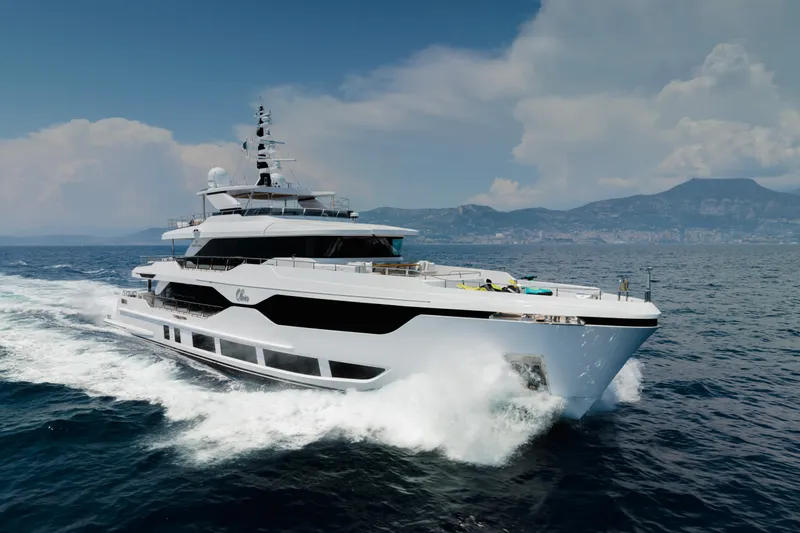 Olivia Yacht Photos Pics 
