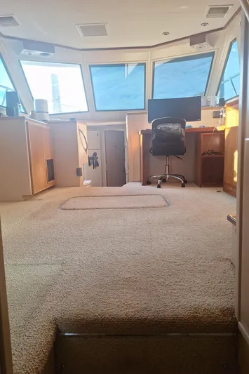 New Moon Yacht Photos Pics 