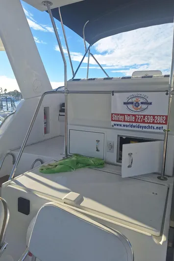 New Moon Yacht Photos Pics 