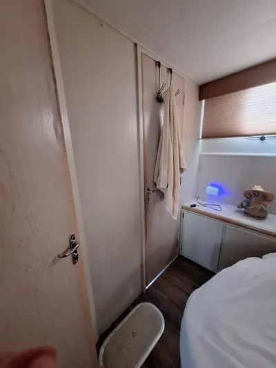 New Moon Yacht Photos Pics 