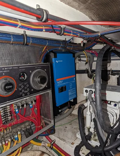 New Moon Yacht Photos Pics 