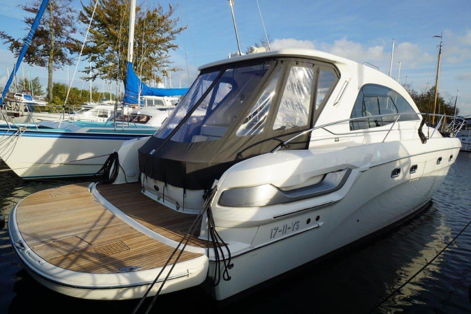 2011 Bavaria 43HT