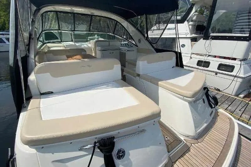  Yacht Photos Pics 2013 Searay 370 Venture yacht with spacious seating and elegant design.