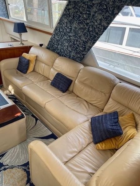 1997 Carver 445 Aft Cabin Motoryacht