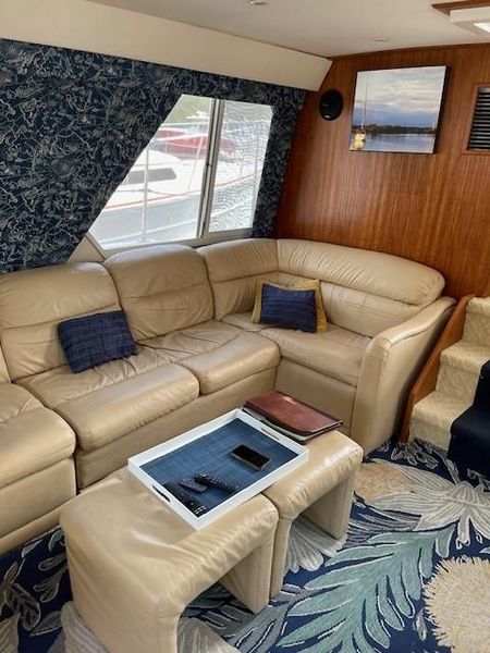 1997 Carver 445 Aft Cabin Motoryacht