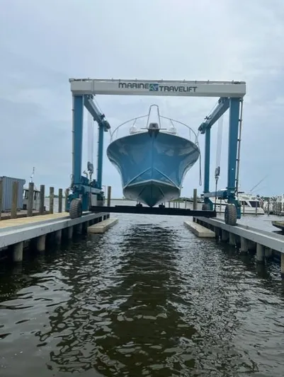 Oyster Yacht Photos Pics 2012 Custom Carolina Ritchie Howell 60 Sportfish on Marine Travelift.