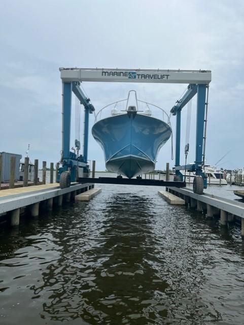 2012 Custom Carolina 60 