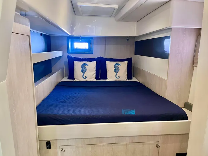 Ida Cat Yacht Photos Pics 