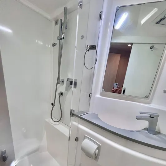 Ida Cat Yacht Photos Pics 