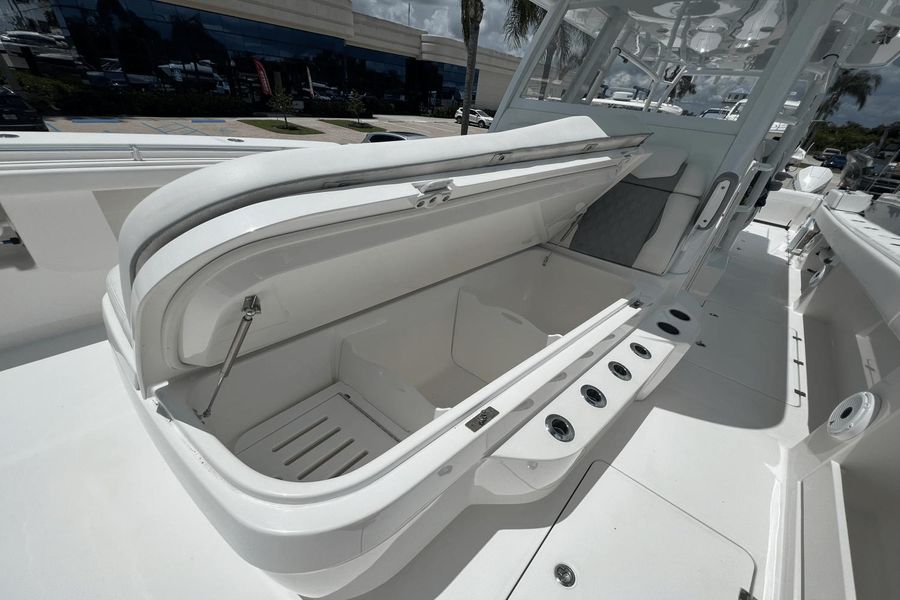2022 Invincible 46 Catamaran