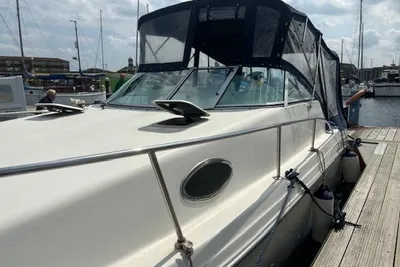 1996 Rinker 265 Fiesta Vee