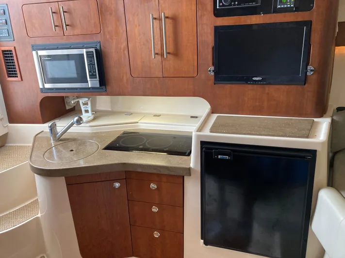 About Time Yacht Photos Pics 