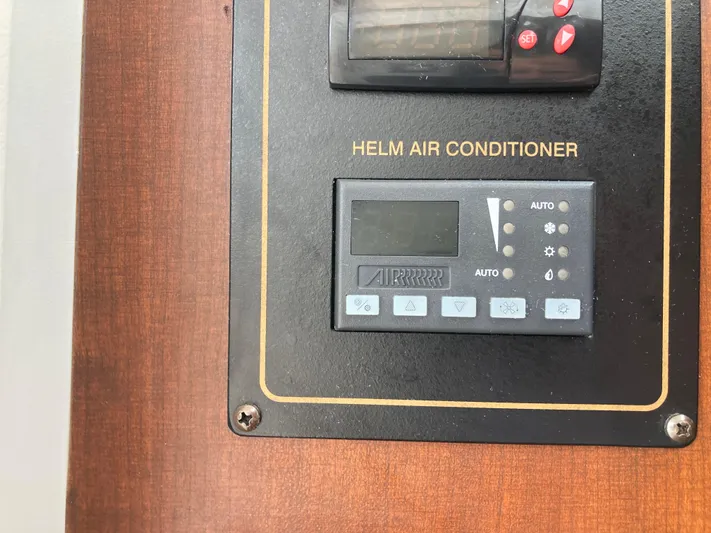 About Time Yacht Photos Pics 