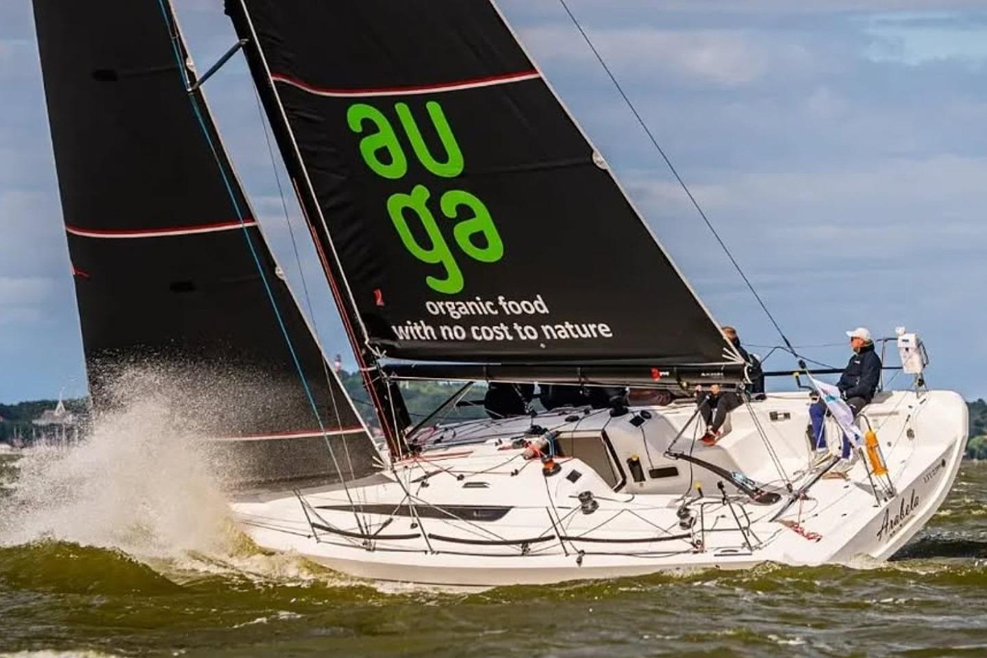 Italia Yachts 11.98 FUORISERIE