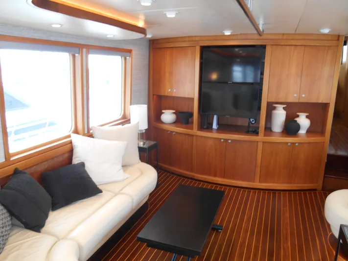 Suspense Yacht Photos Pics 