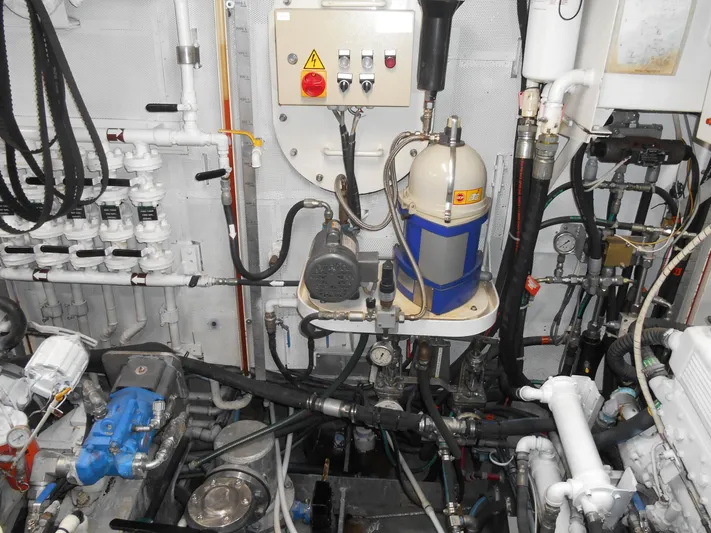 Suspense Yacht Photos Pics 