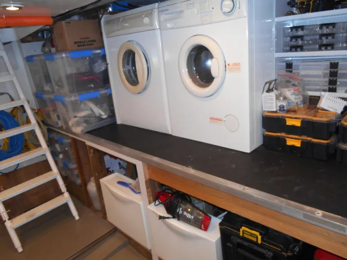 Suspense Yacht Photos Pics 