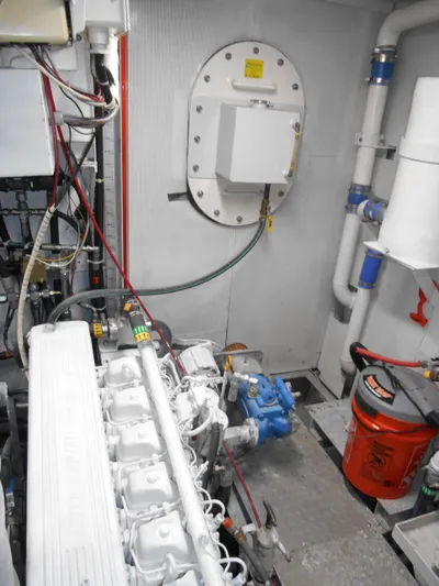 Suspense Yacht Photos Pics 