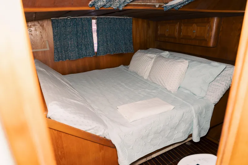 Jumila Yacht Photos Pics 