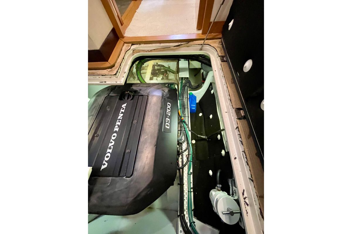 2018 Serenity 64 