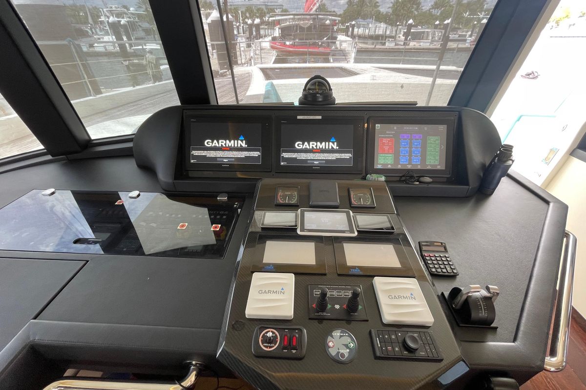 2018 Serenity 64 