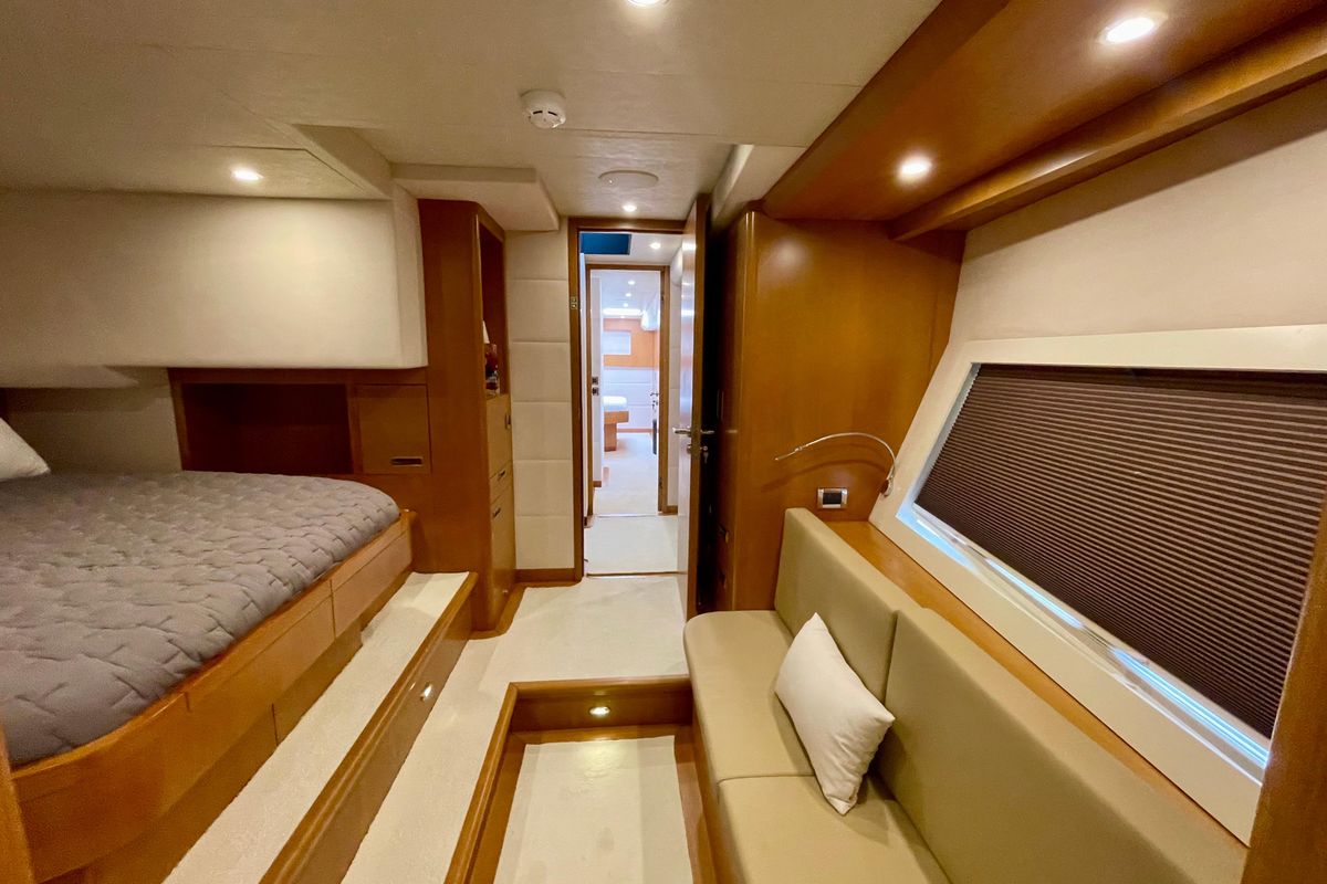 2018 Serenity 64 