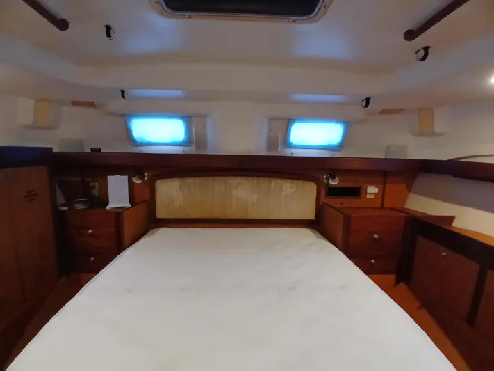 Relentless Yacht Photos Pics 