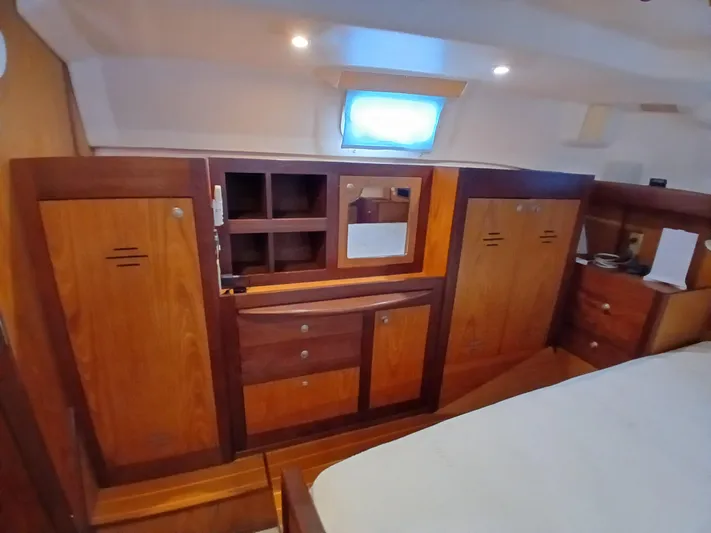 Relentless Yacht Photos Pics 