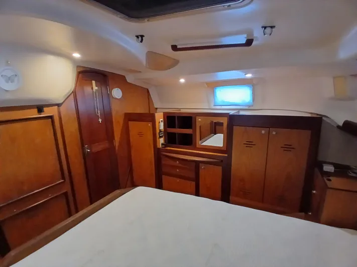 Relentless Yacht Photos Pics 