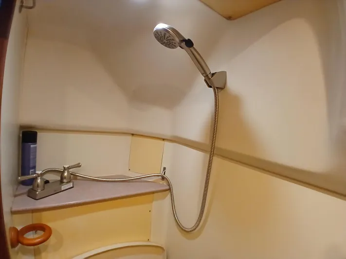 Relentless Yacht Photos Pics 