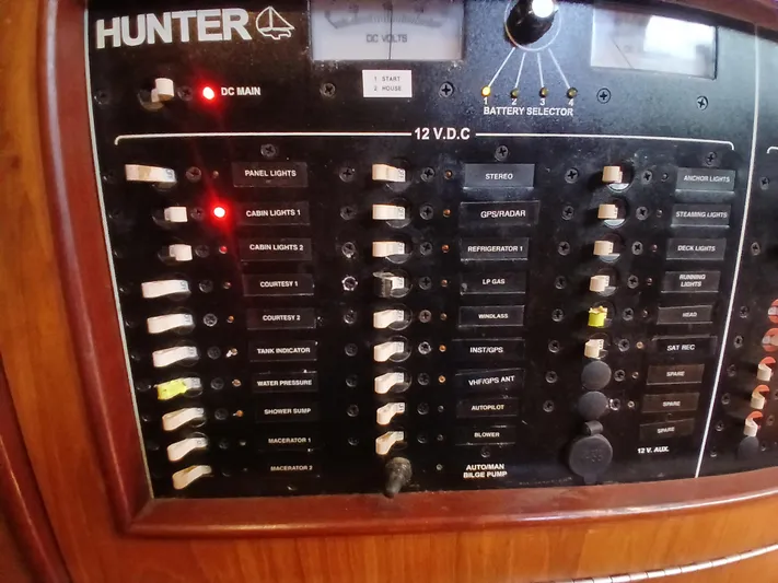 Relentless Yacht Photos Pics 