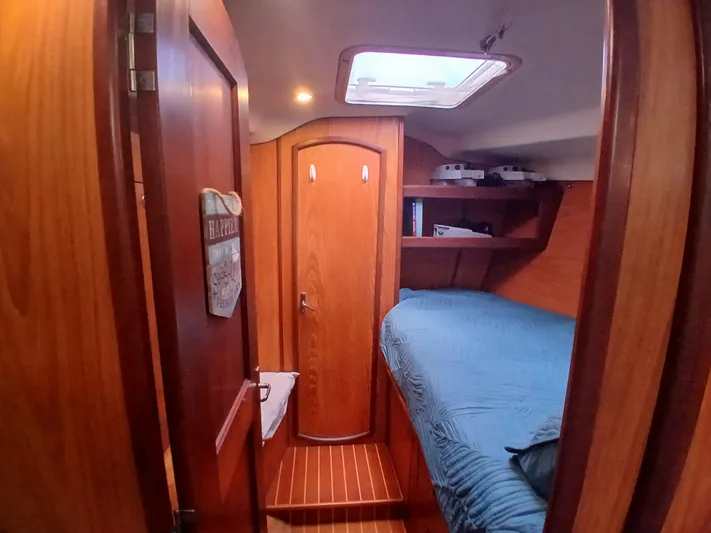 Relentless Yacht Photos Pics 