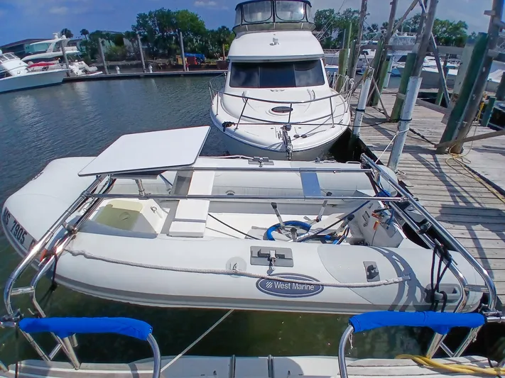 Relentless Yacht Photos Pics 