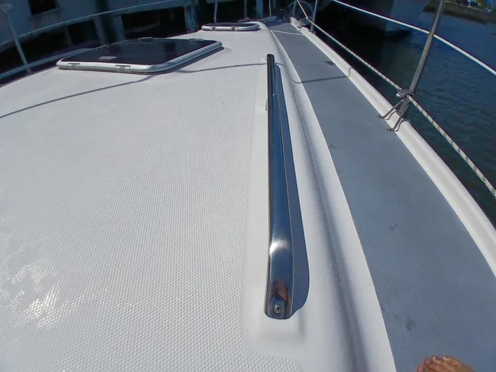 Relentless Yacht Photos Pics 