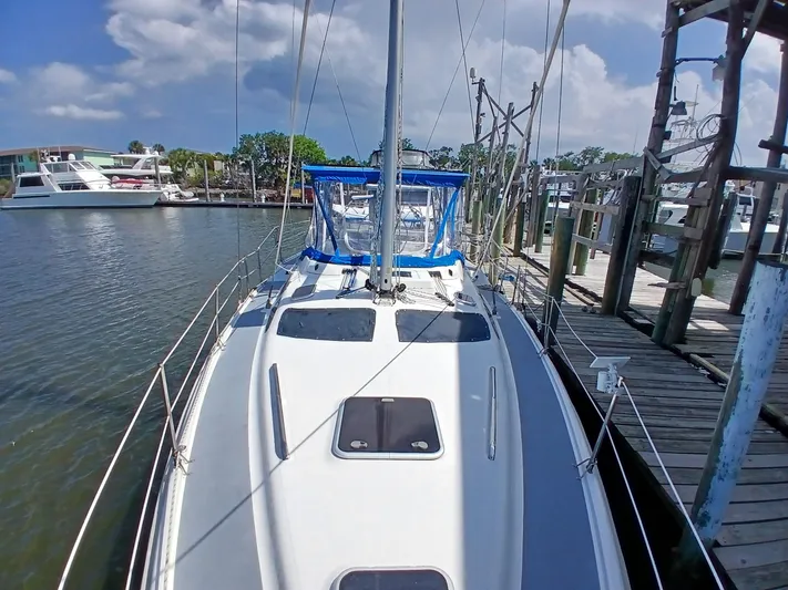 Relentless Yacht Photos Pics 