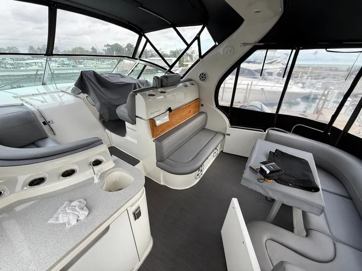 The Beach House Yacht Photos Pics 