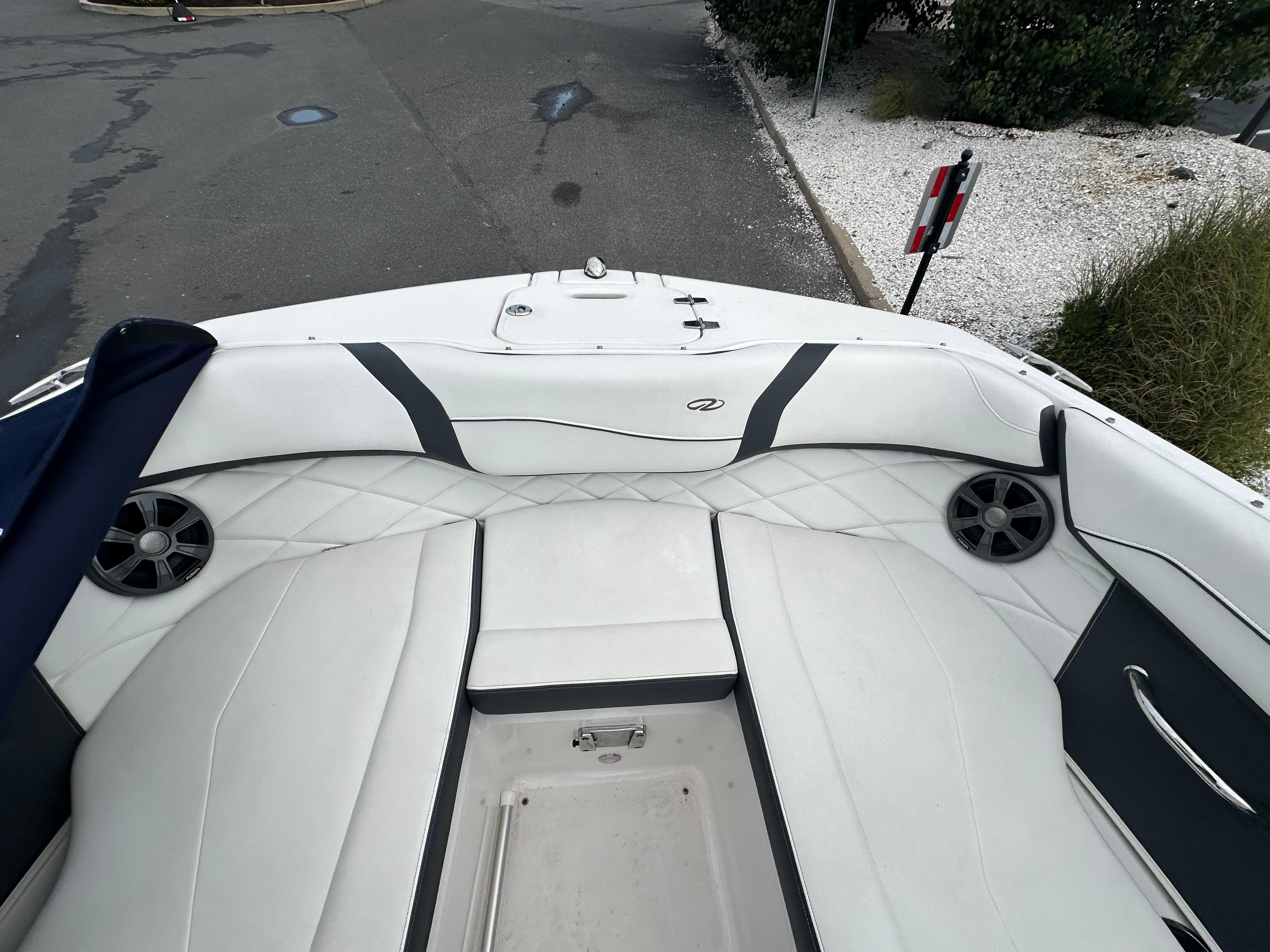 2018 Regal 22 FasDeck Deck for sale YachtWorld