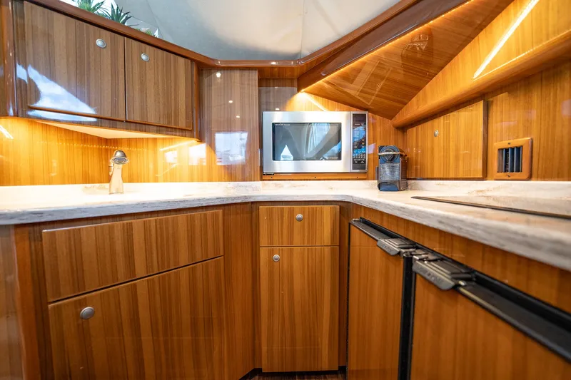 Hawk Tuna Yacht Photos Pics Viking 42 Hawk Tuna - Galley