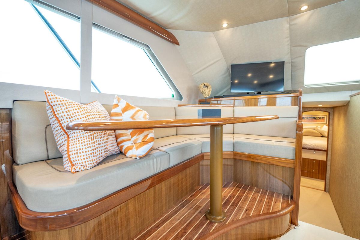 2015 Viking 42 