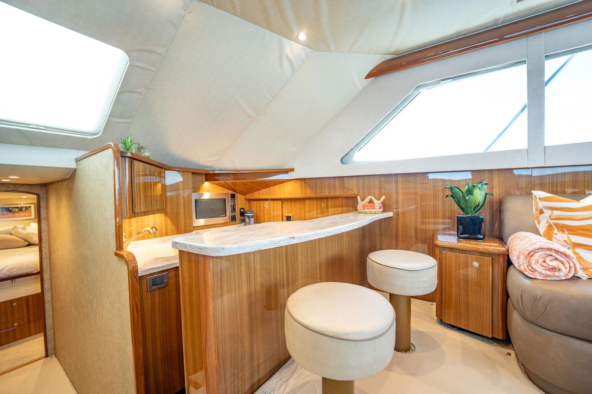 2015 Viking 42 