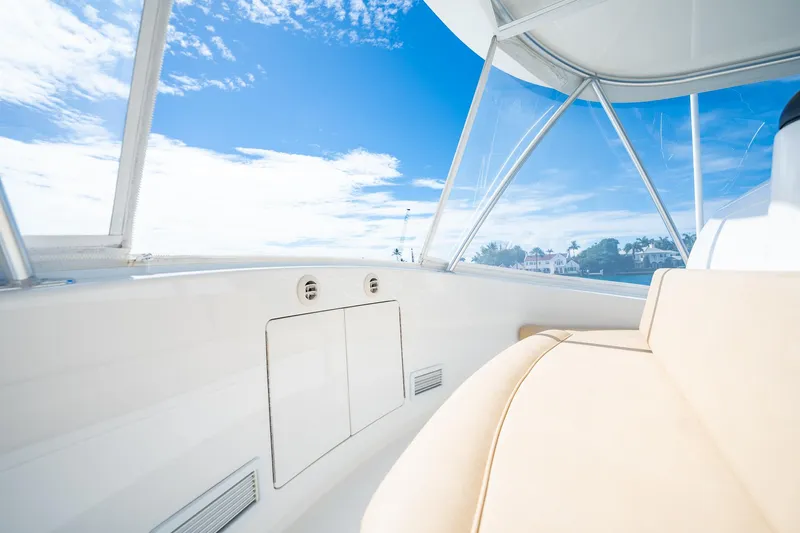 Hawk Tuna Yacht Photos Pics Viking 42 Hawk Tuna - Flybridge